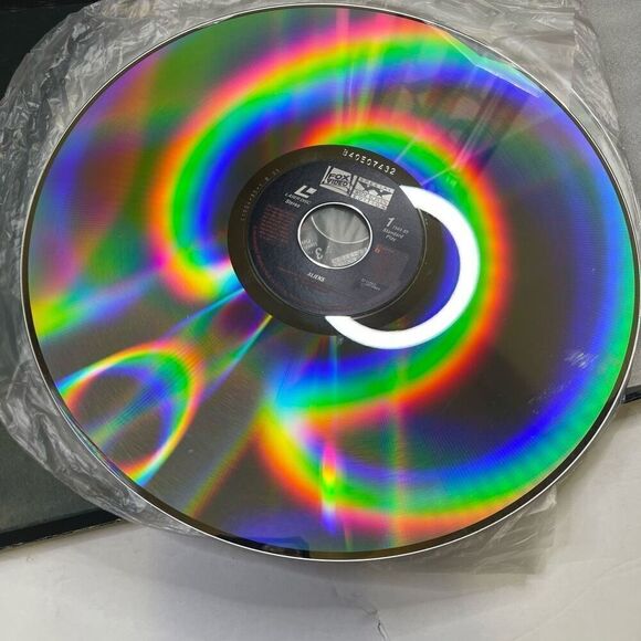 Aliens Special Wide Screen Collector’s Edition Laserdisc - Picture 3 of 12